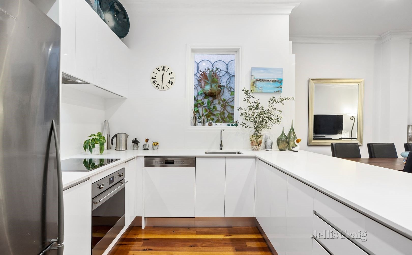 13A Russell Place, Williamstown image 5