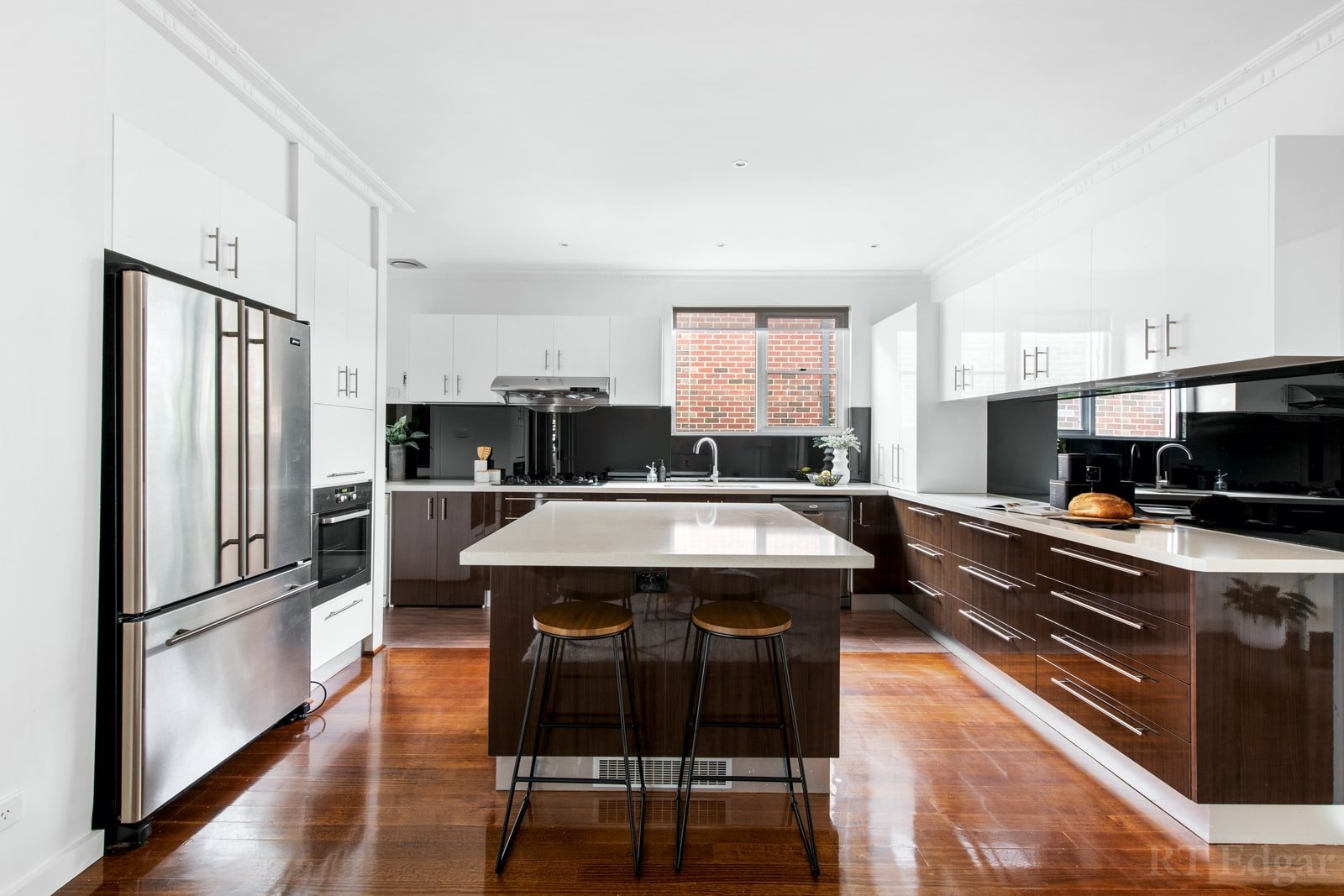 Property Gallery Thumbnail 8