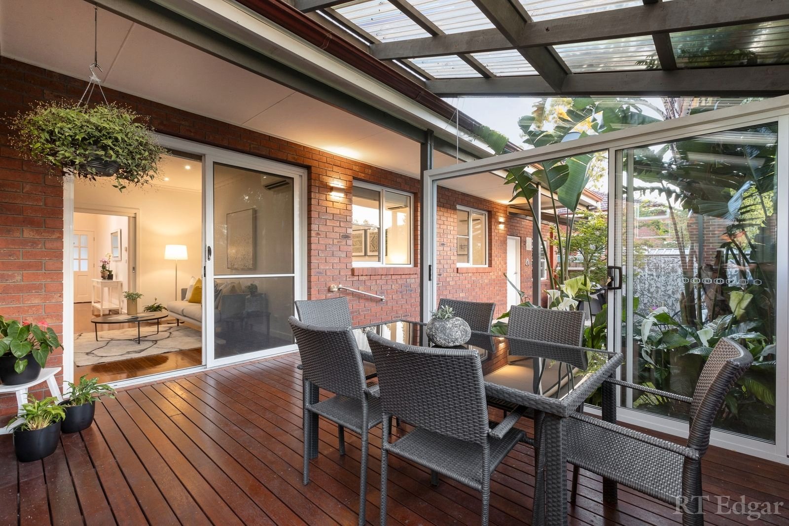 Property Gallery Thumbnail 10
