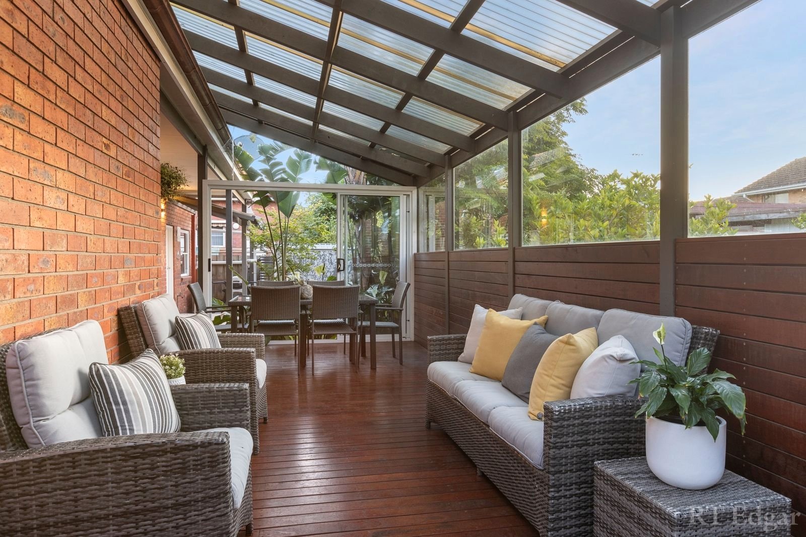 Property Gallery Thumbnail 13