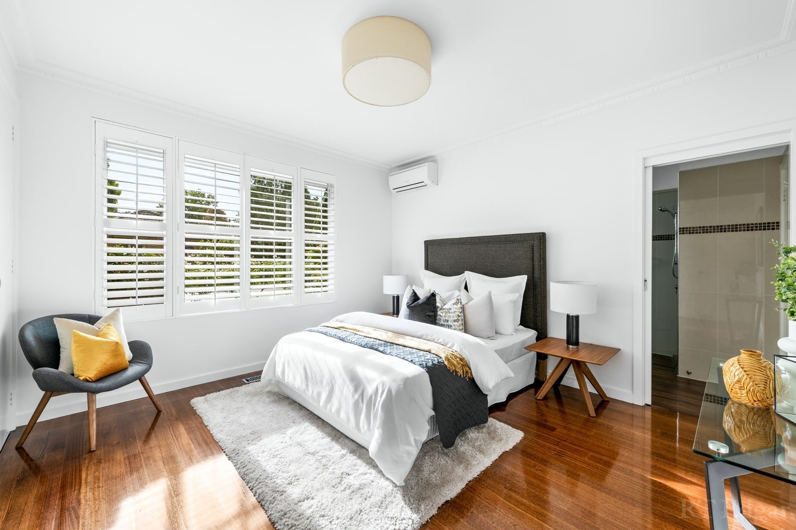 Property Gallery Thumbnail 14