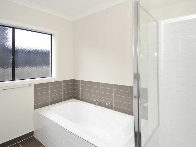 13b Rose Avenue, Norlane image 5
