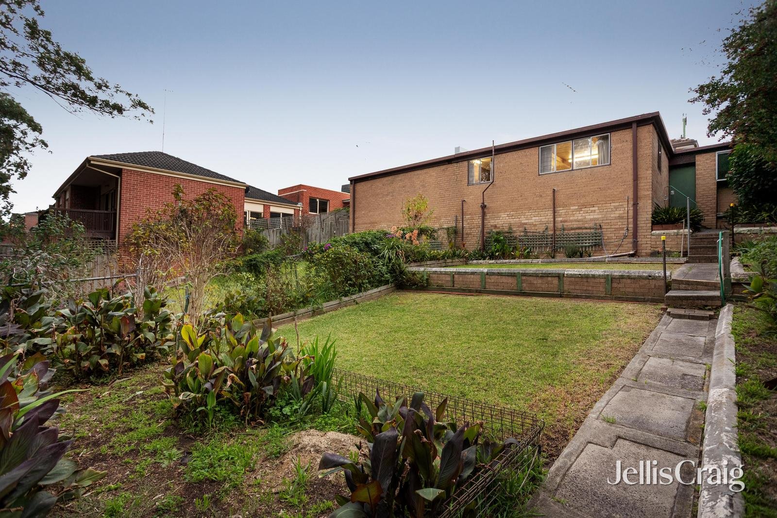 14 & 14a Cabena Crescent, Chadstone image 4