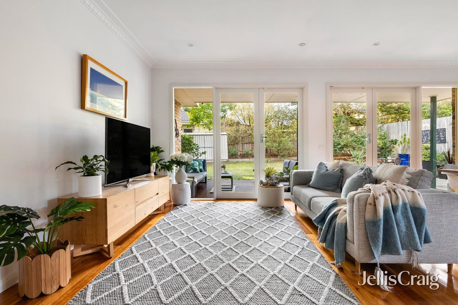 14 Adams Street, Murrumbeena image 4