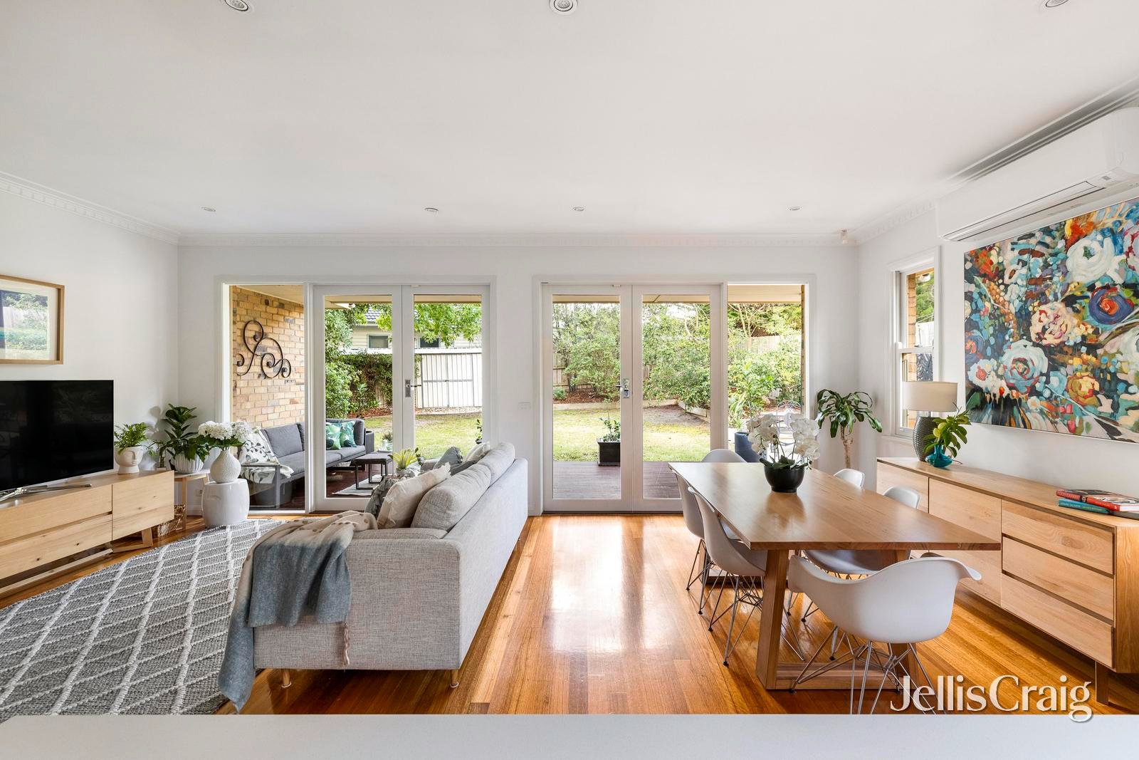 14 Adams Street, Murrumbeena image 8