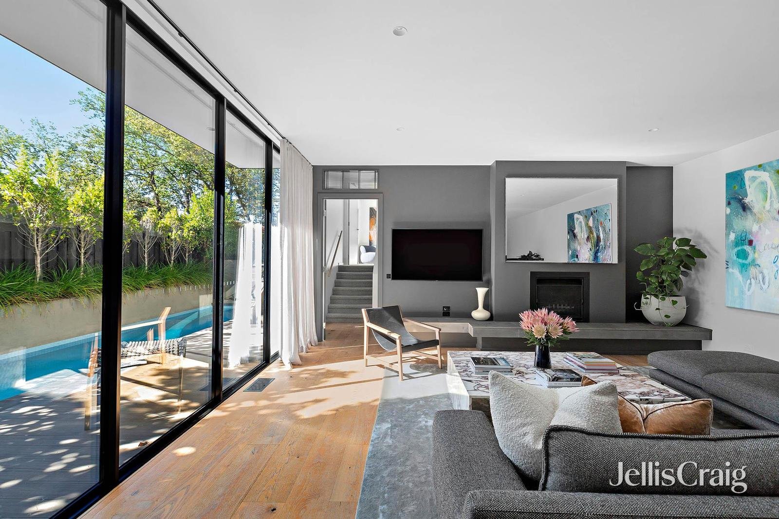 14 Aintree Road, Glen Iris image 4