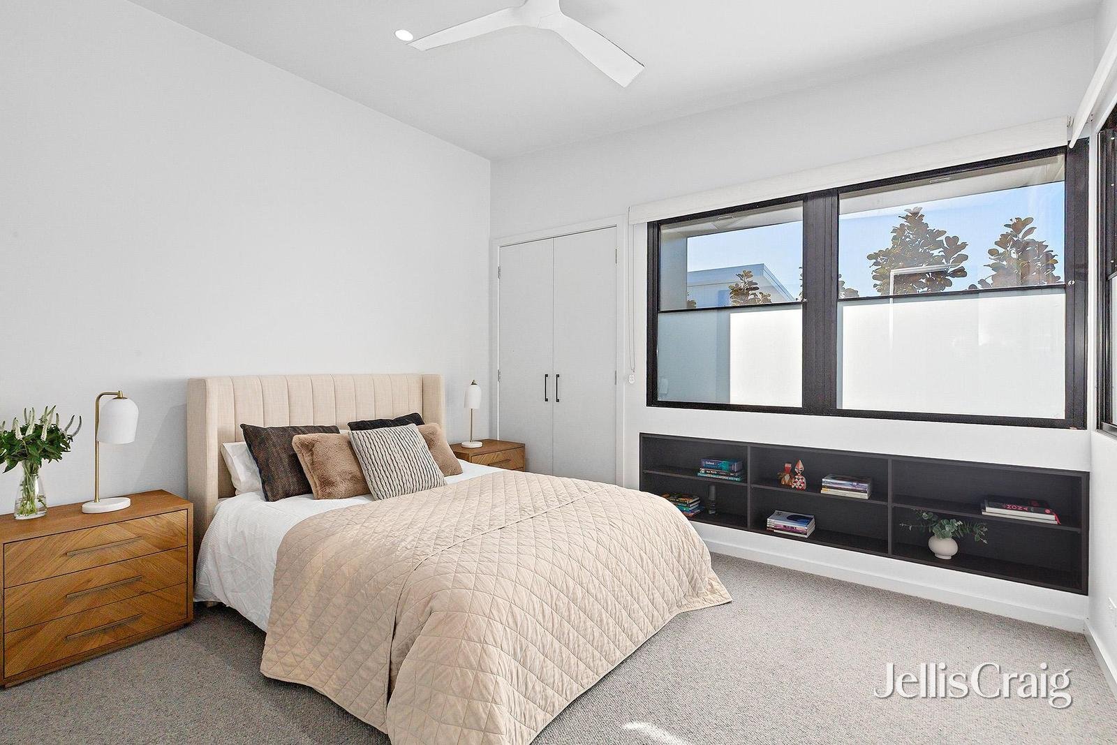 14 Aintree Road, Glen Iris image 13