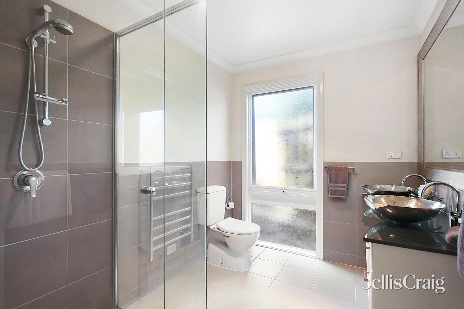 1/4 Alamein Avenue, Kilsyth image 7