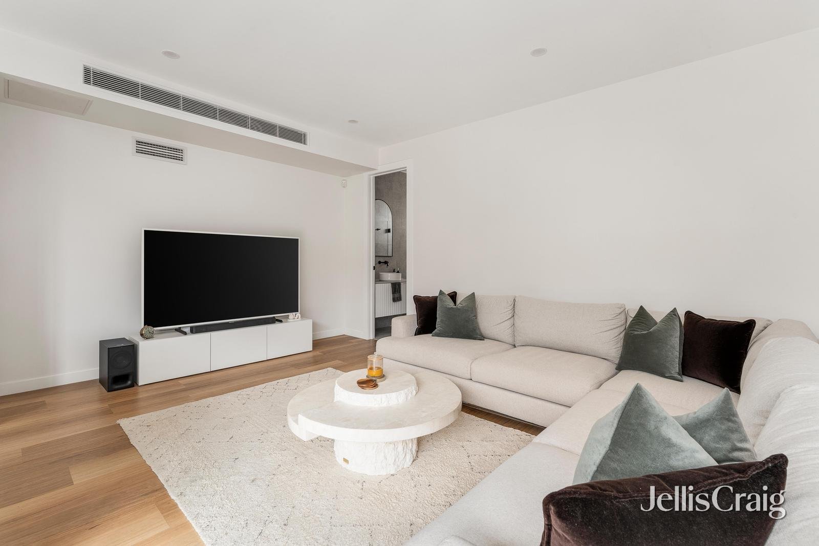 14 Albert Street, Niddrie image 3
