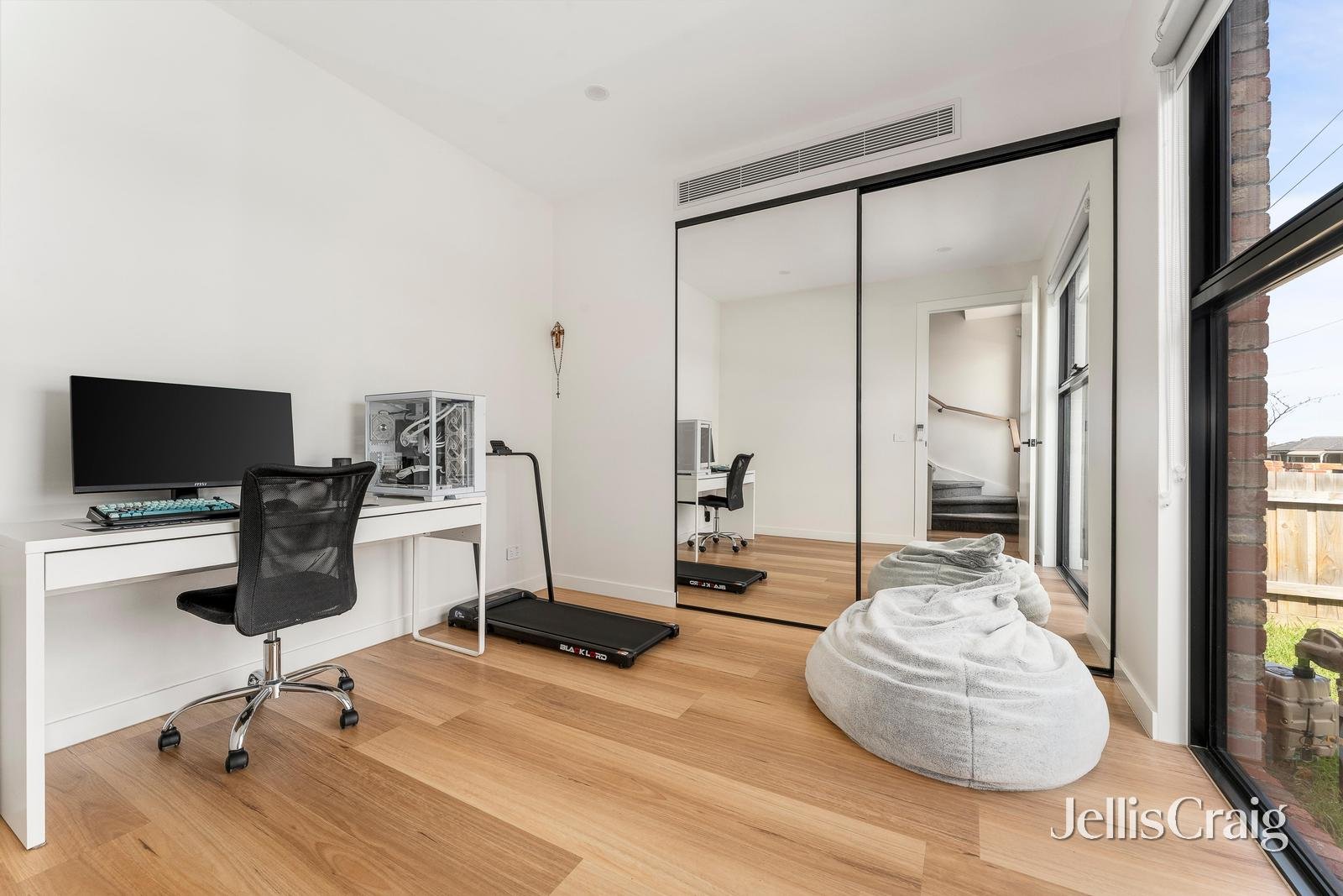 14 Albert Street, Niddrie image 11
