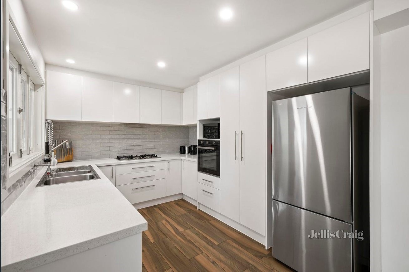 14 Alford Avenue, Mooroolbark image 3