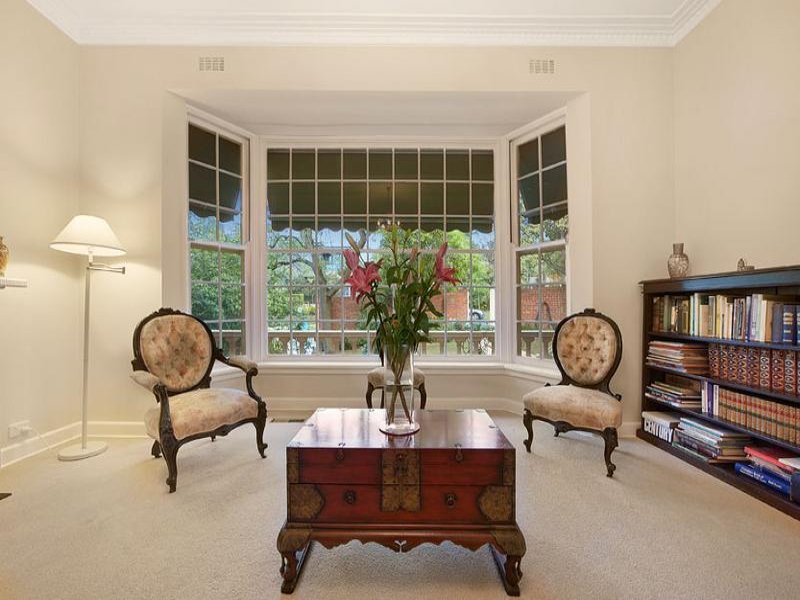 14 Almond Street, Balwyn North image 2