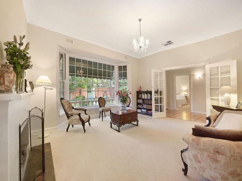 14 Almond Street, Balwyn North image 3