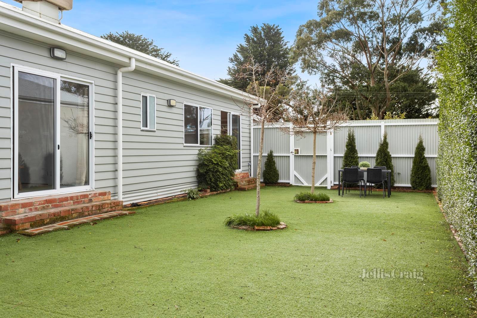 1/4 Anslow Street, Woodend image 10