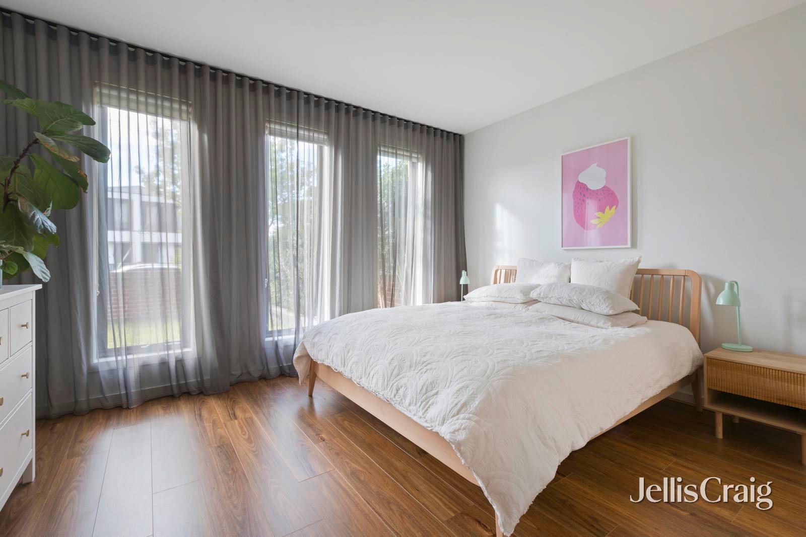 1/4 Avon Street, Moorabbin image 9