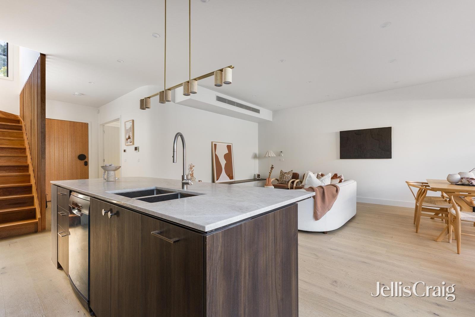 14 Baker Street, Murrumbeena image 3