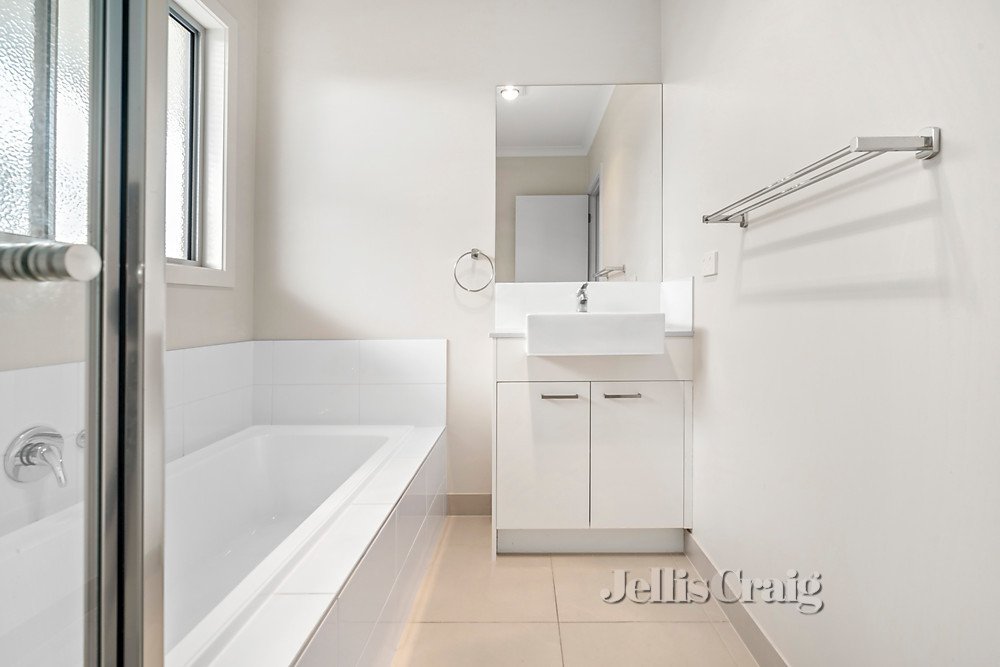 14 Balanada Close, Alfredton image 8