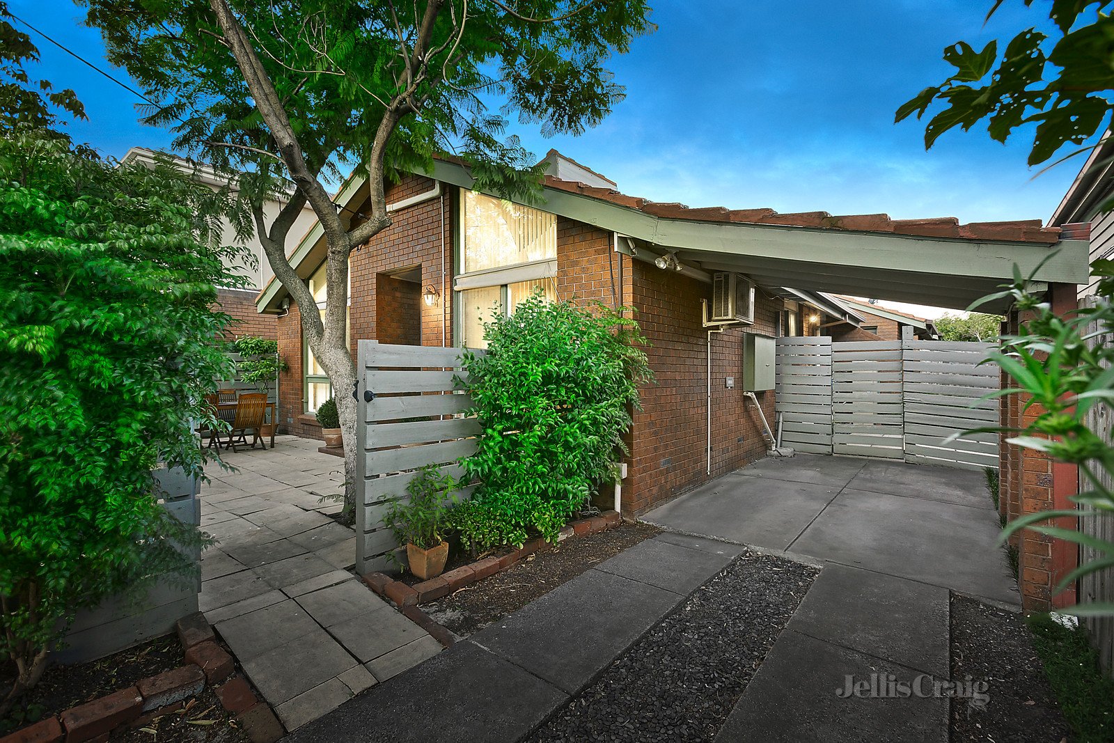 1/4 Balmer Street, Brunswick image 6