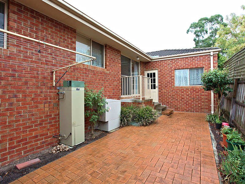 1/4 Bardia Street, Ringwood image 7