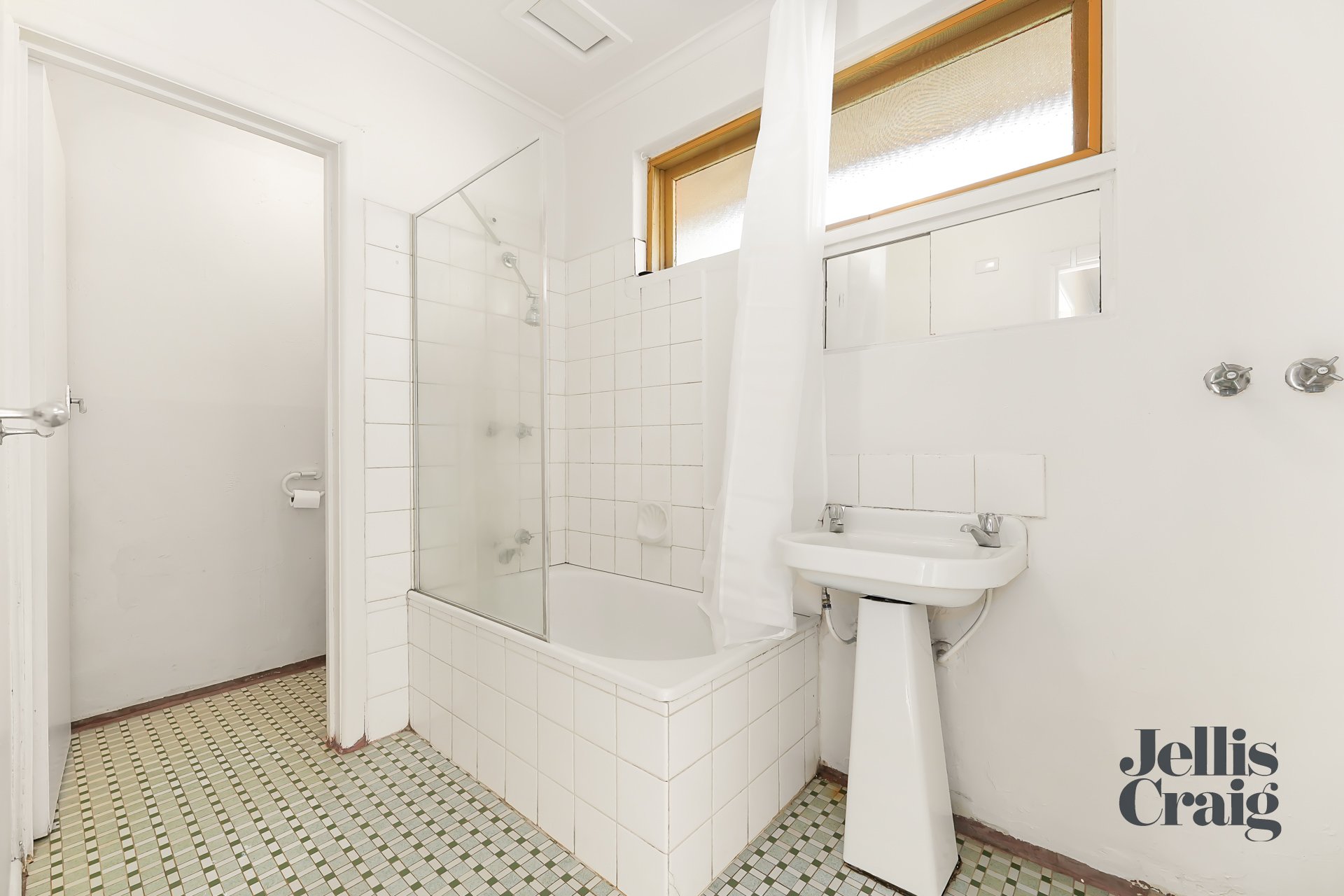 1/4 Batten Street, Glen&nbsp;Waverley image 6