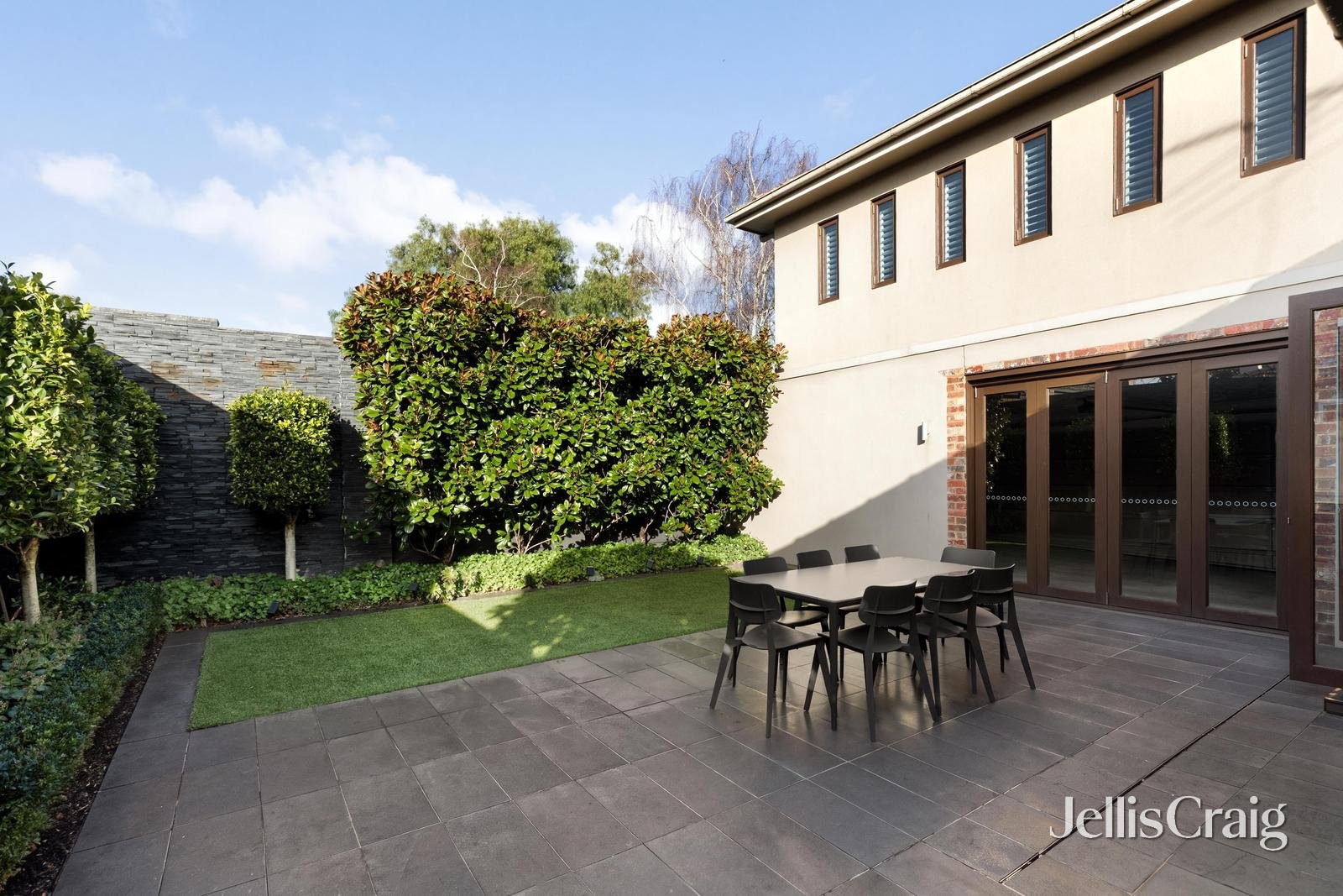 14 Berwick Street, Camberwell image 8
