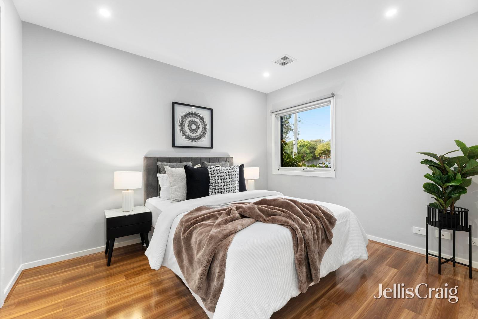 1/4 Betty Court, Mount&nbsp;Waverley image 7