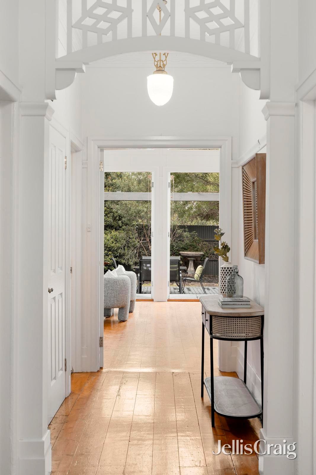 14 Bishop Street, Box&nbsp;Hill image 2