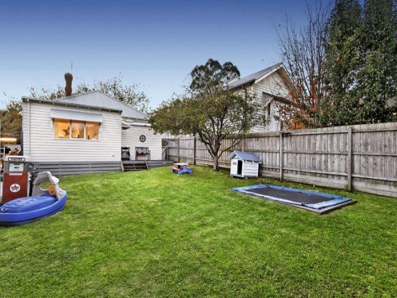 14 Blackburn Street, Surrey Hills image 9
