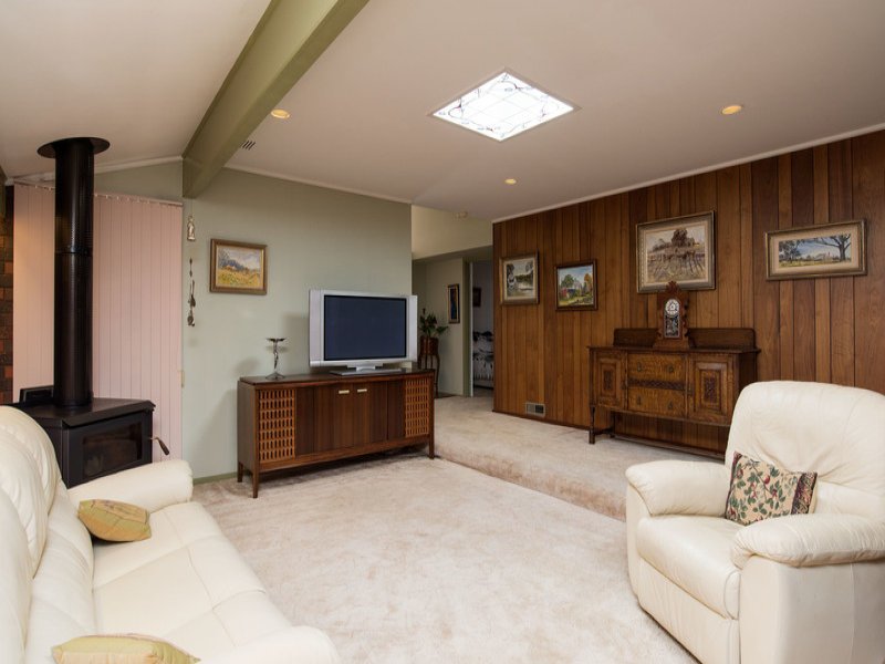 14 Blackfriars Lane, Chirnside Park image 3