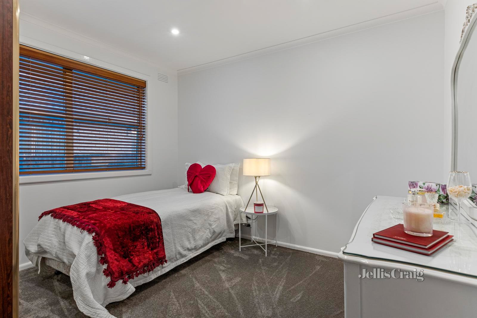 14 Blanche Drive, Vermont image 10