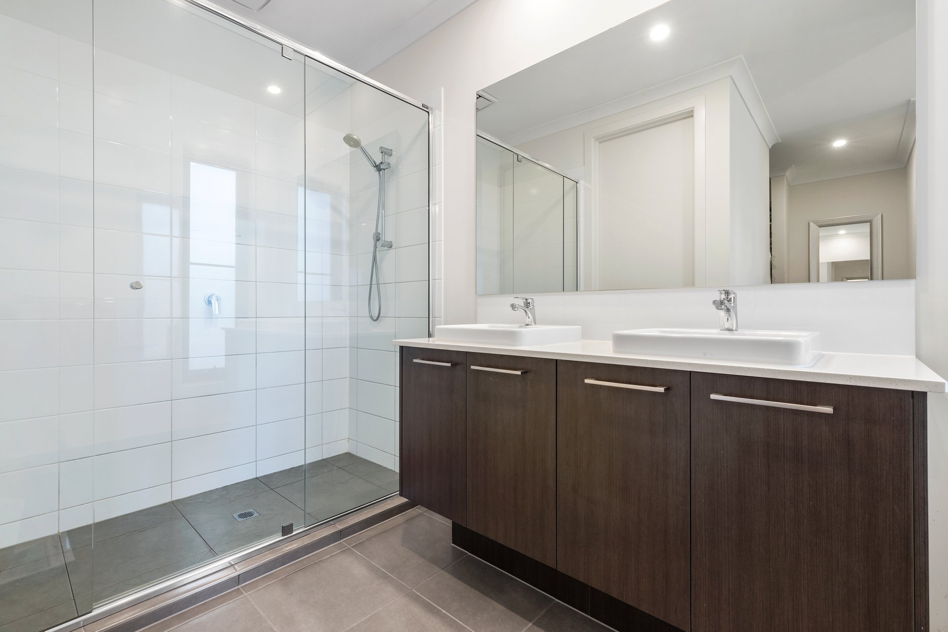 Property Gallery Thumbnail 7