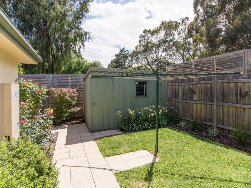 14 Blueberry Road, Mooroolbark image 15