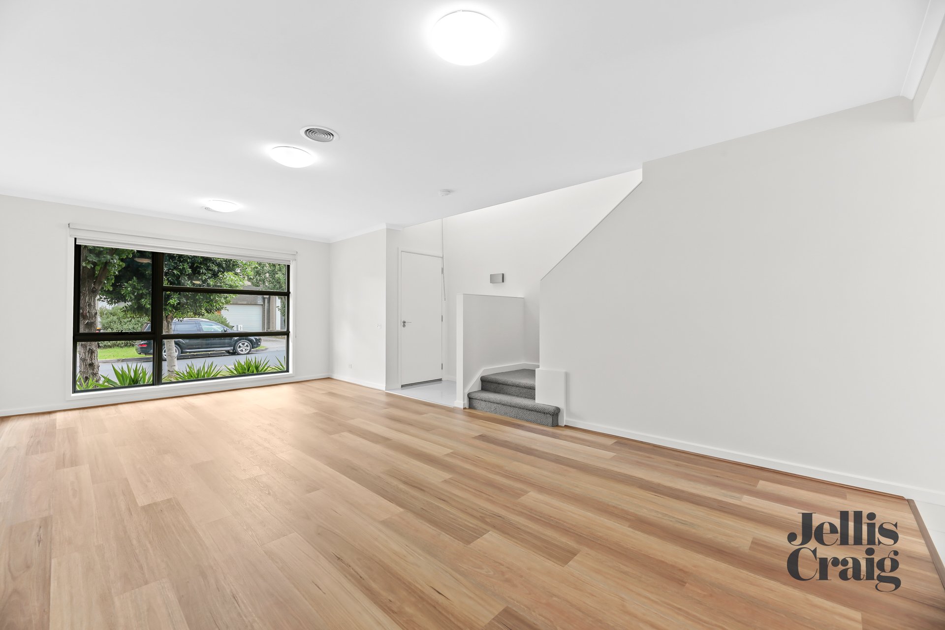14 Brunton Crescent, Mulgrave image 2