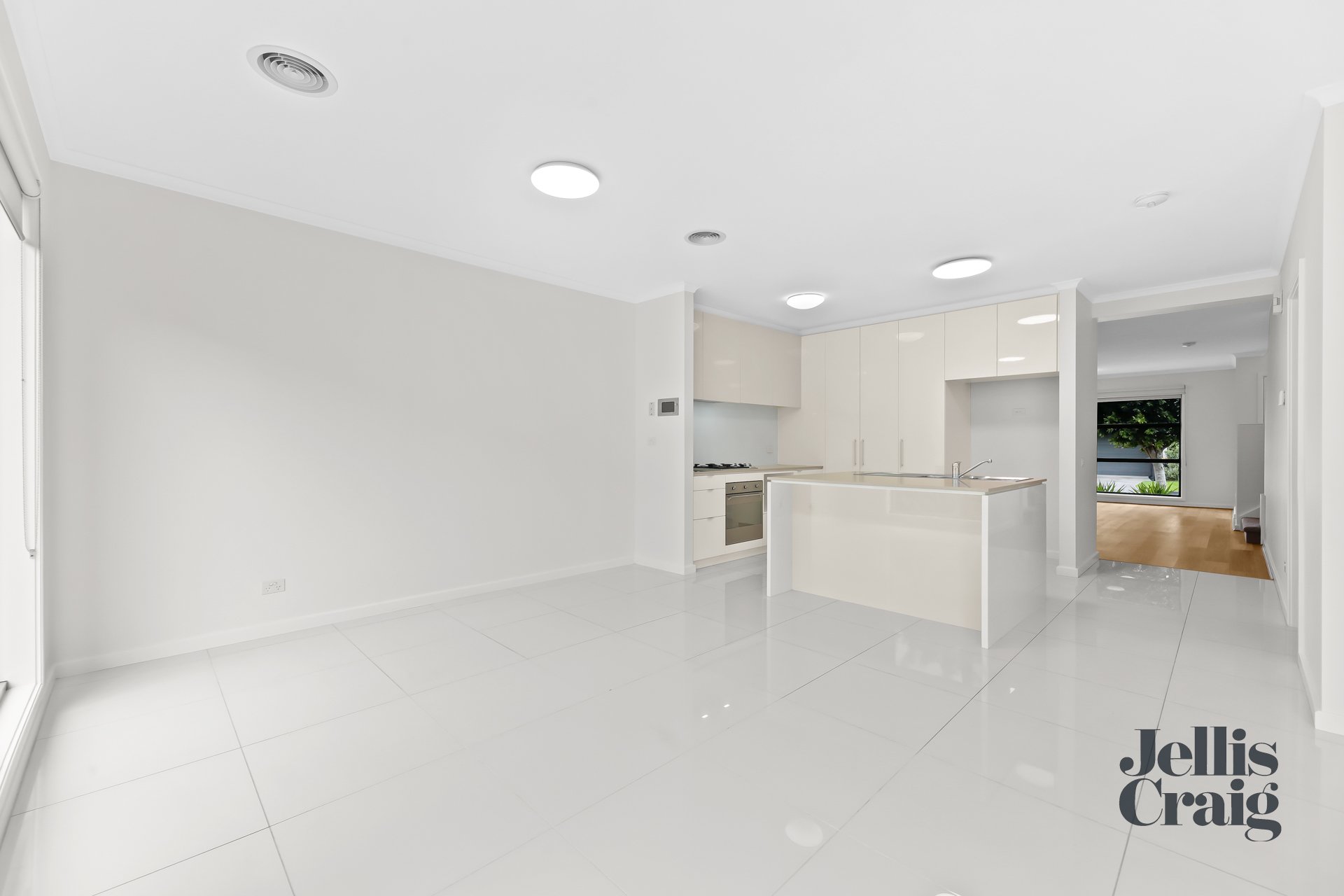 14 Brunton Crescent, Mulgrave image 3