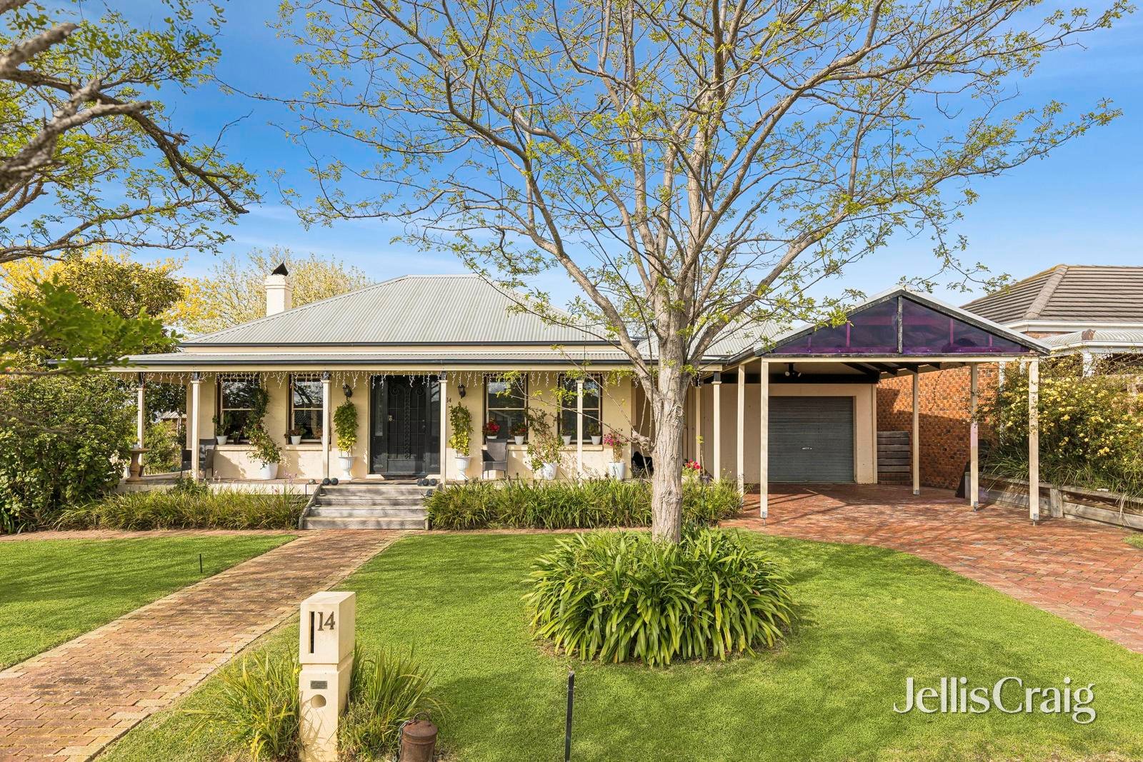 14 Burdekin Road, Highton image 1