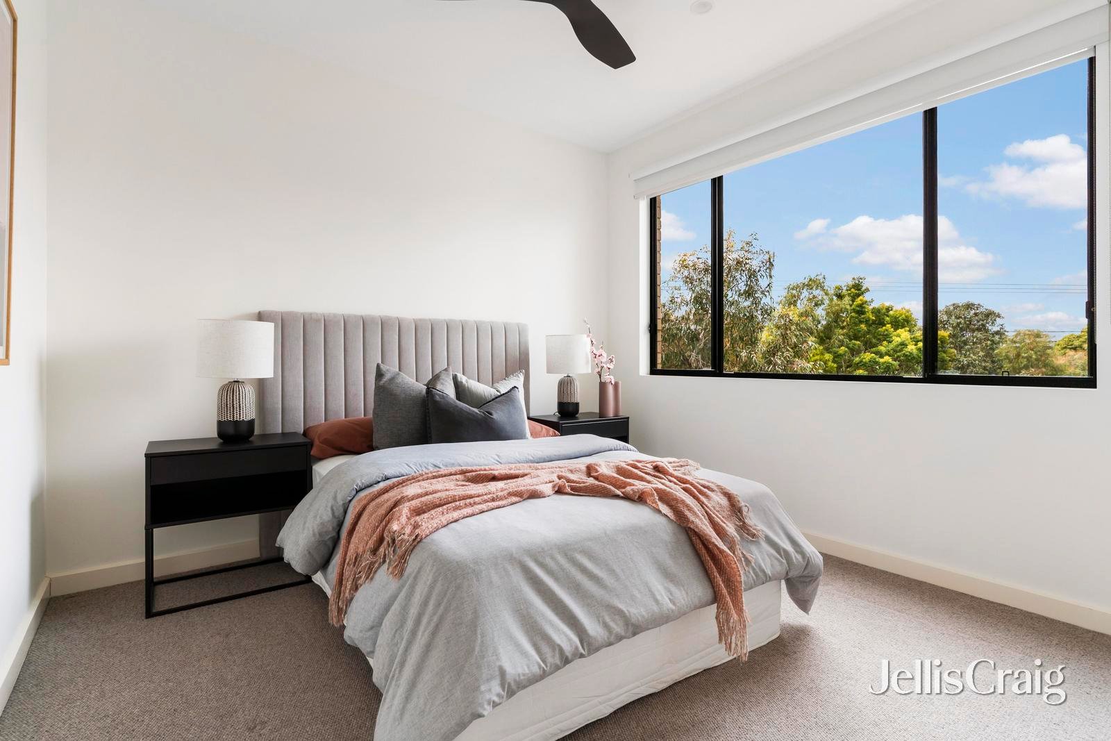 14 Cameron Road, Essendon image 10