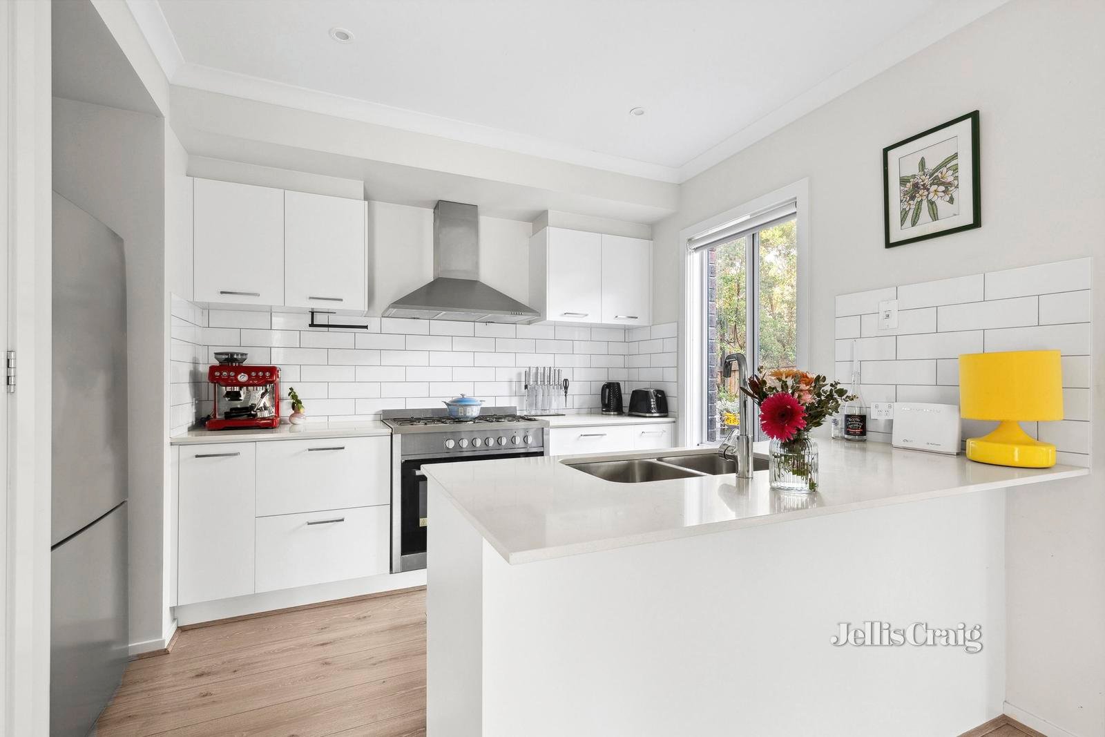 1/4 Cara Road, Highton image 2