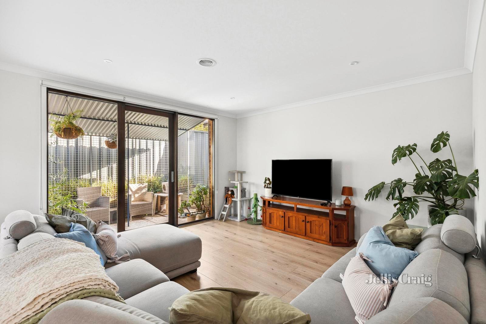 1/4 Cara Road, Highton image 3