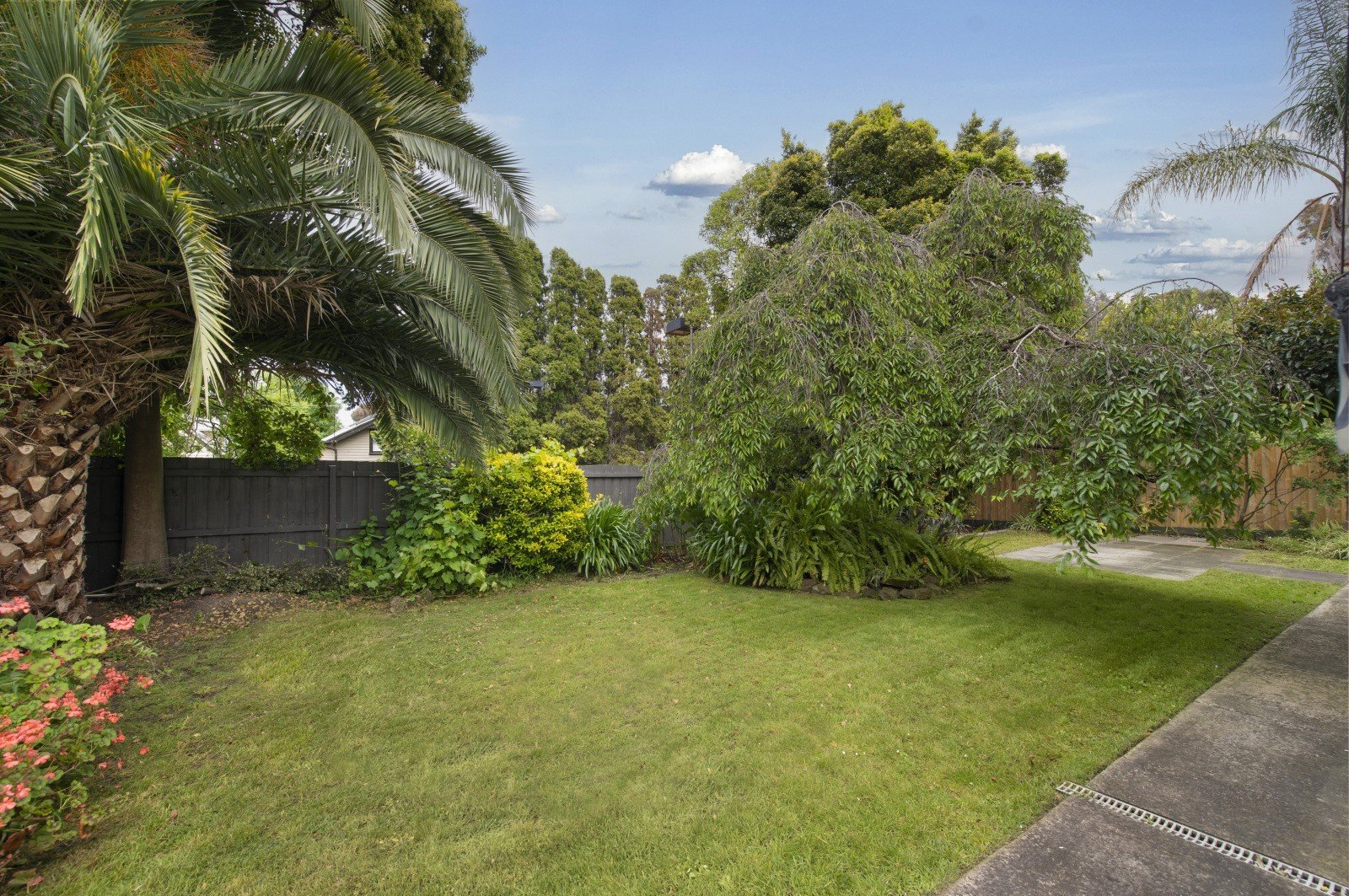 14 Chaucer Crescent, Canterbury image 9