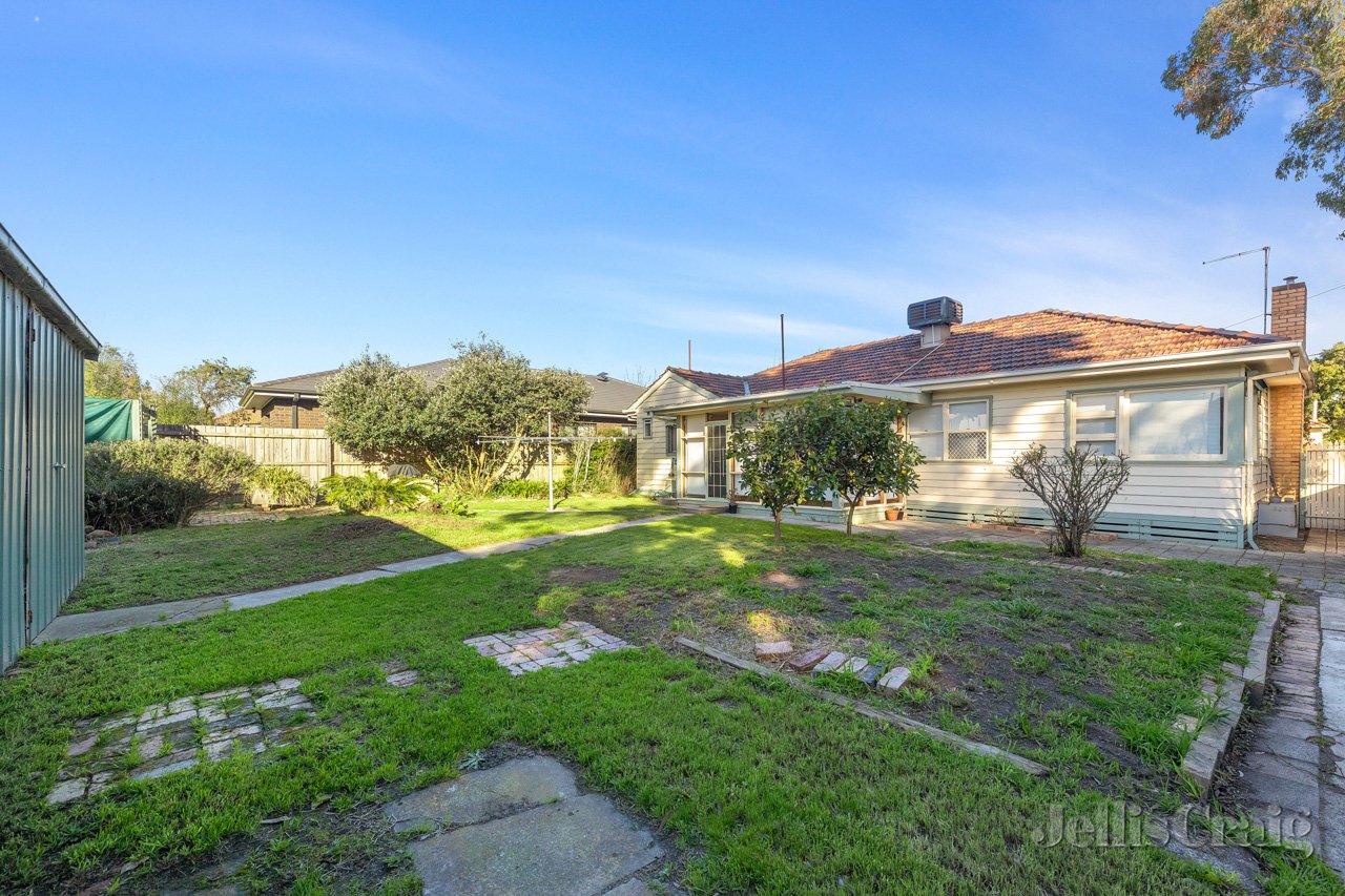 14 Chauvel Street, Heidelberg Heights image 8