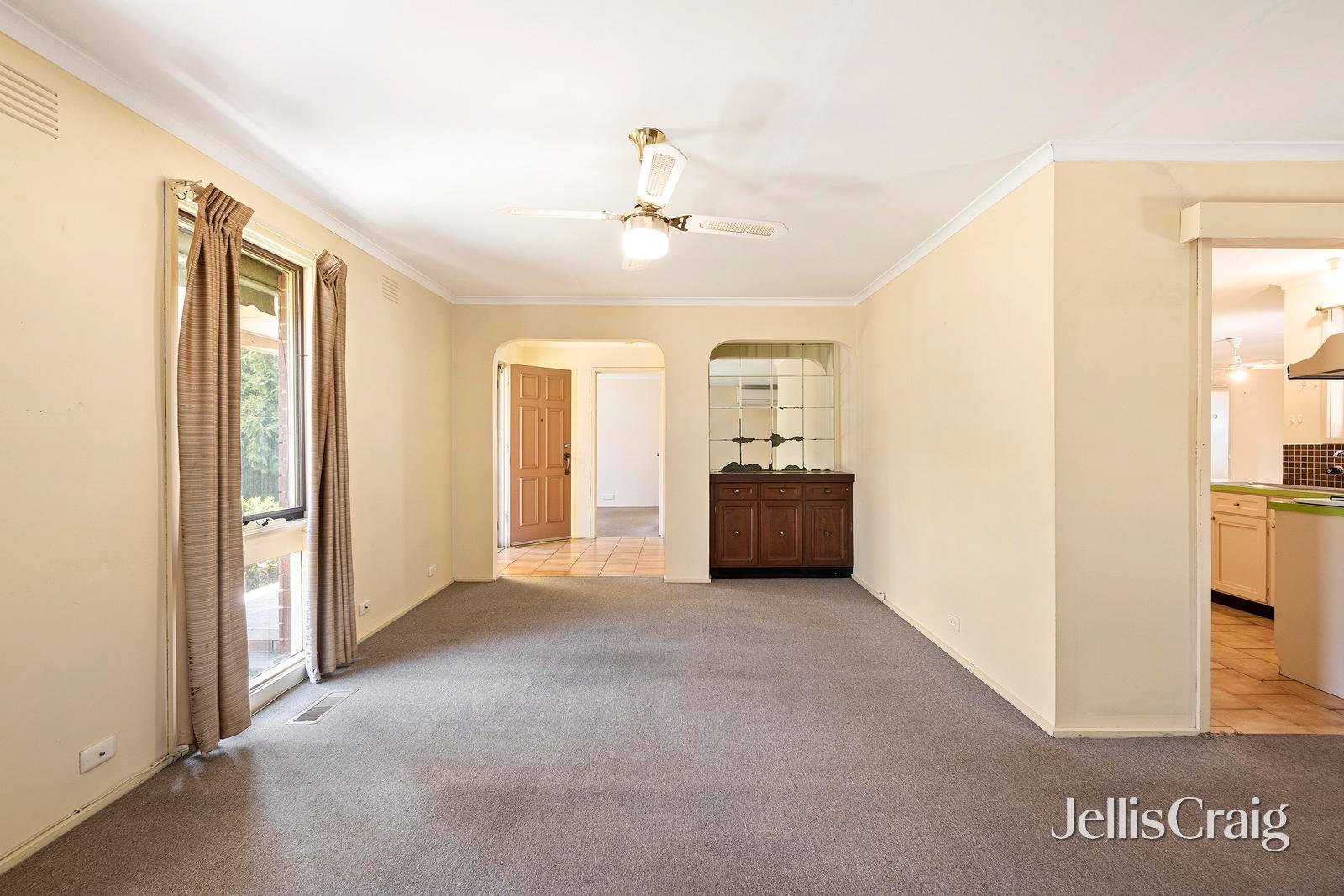 14 Churchill Drive, Mooroolbark image 4
