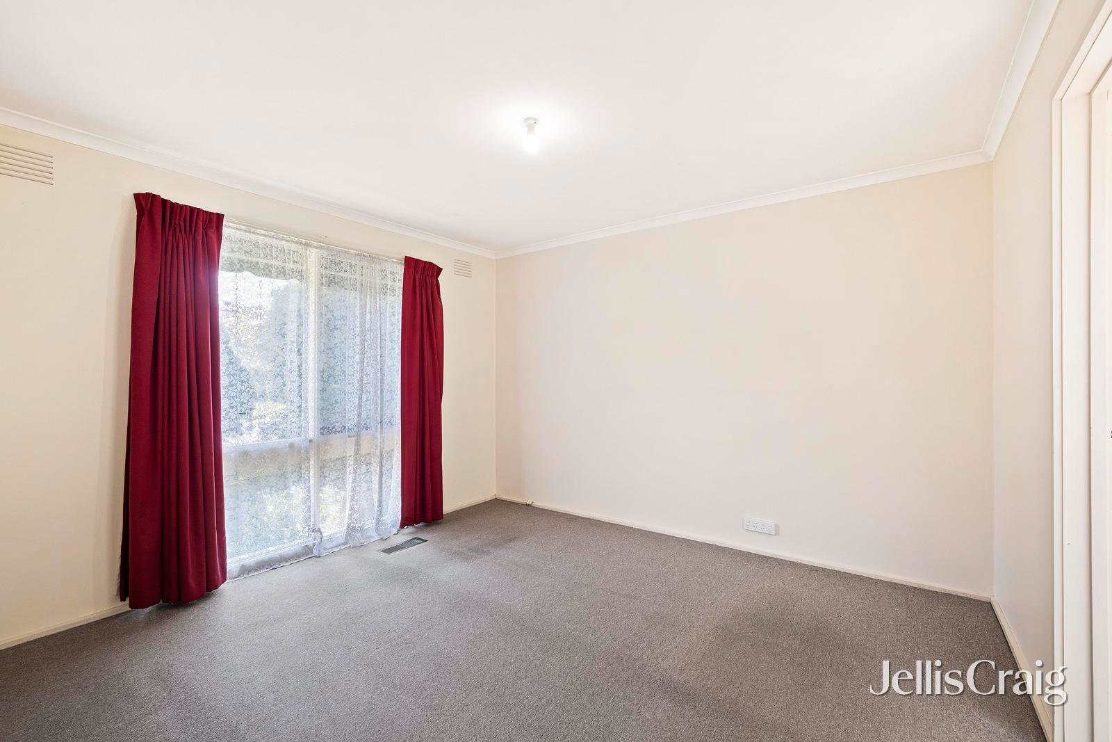 14 Churchill Drive, Mooroolbark image 9