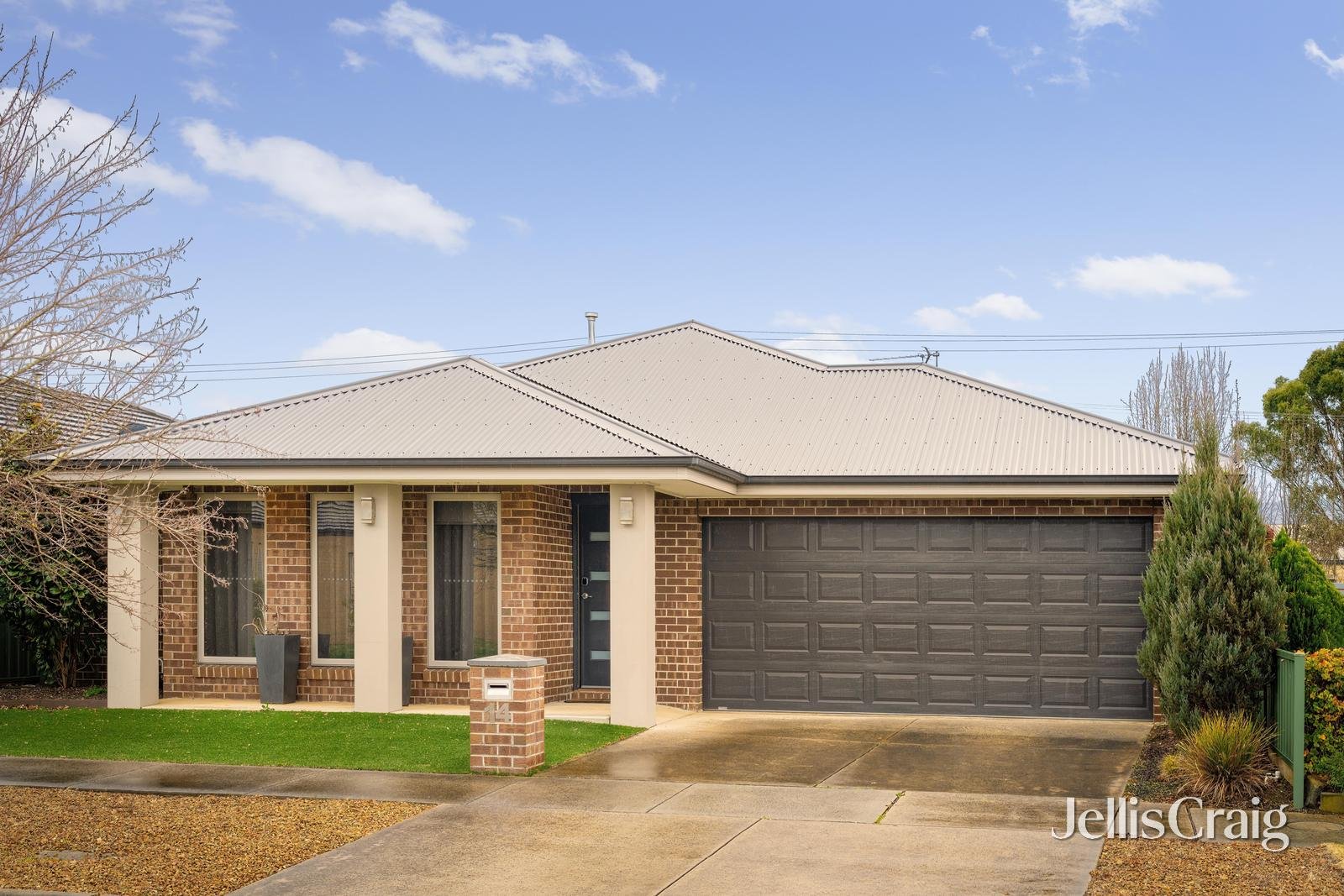 14 Cinnamon Drive, Lake Gardens image 9