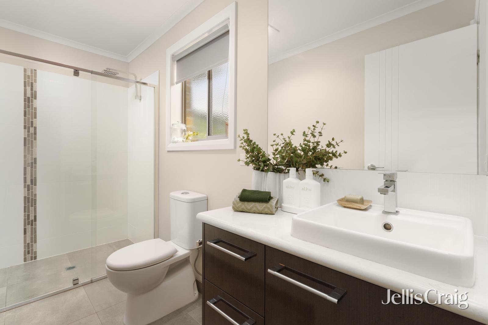 14 Cinnamon Drive, Lake Gardens image 11