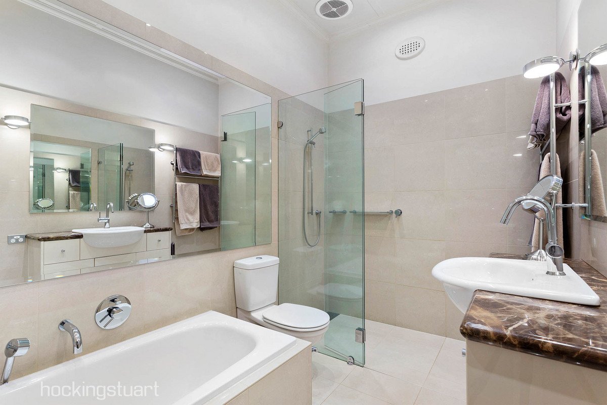 14 Clapham Street, Balwyn image 13