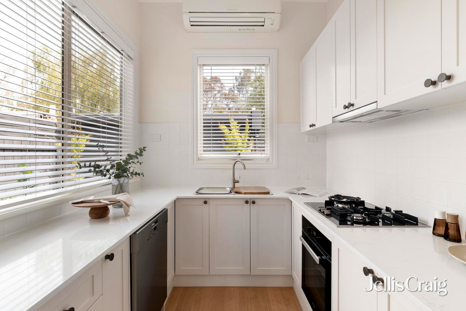 14 Claude Street, Northcote image 5