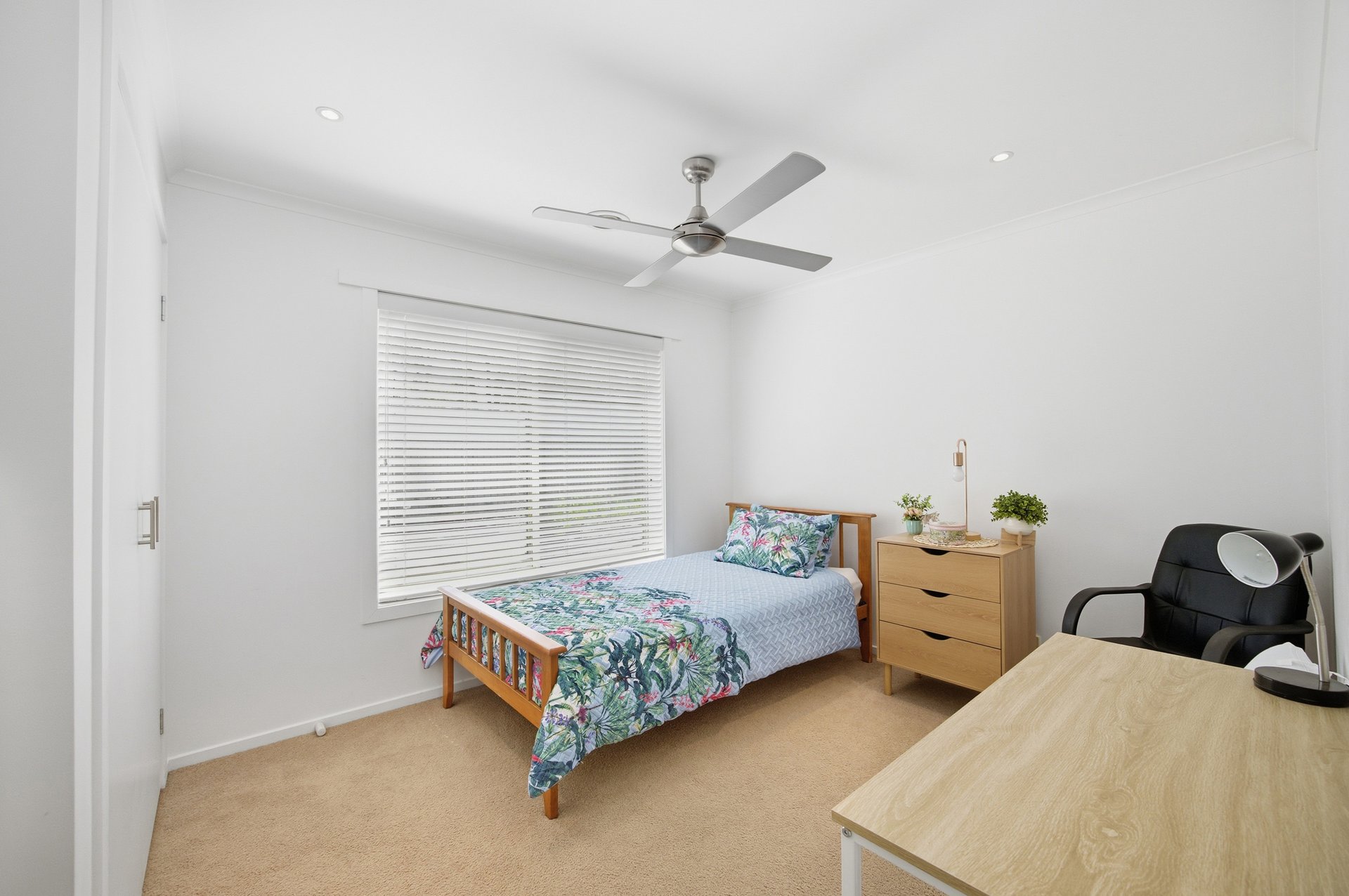 14 Clayton Park Drive, Canadian image 7