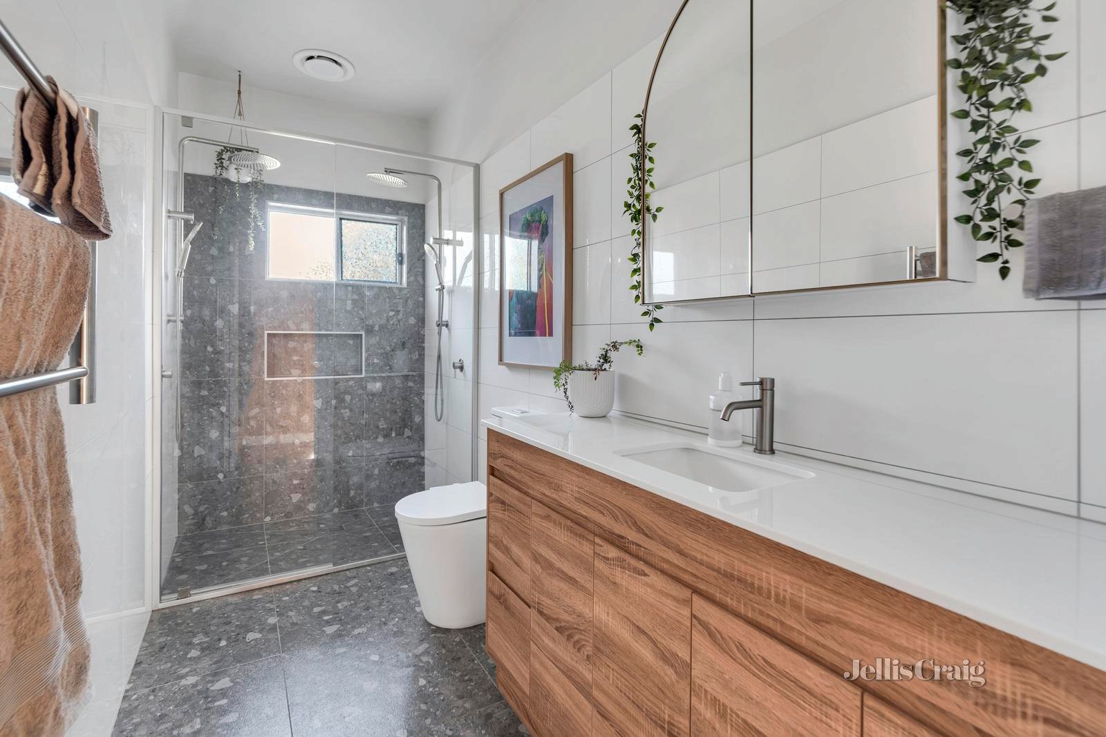 14 Cleve Road, Pascoe Vale South image 7