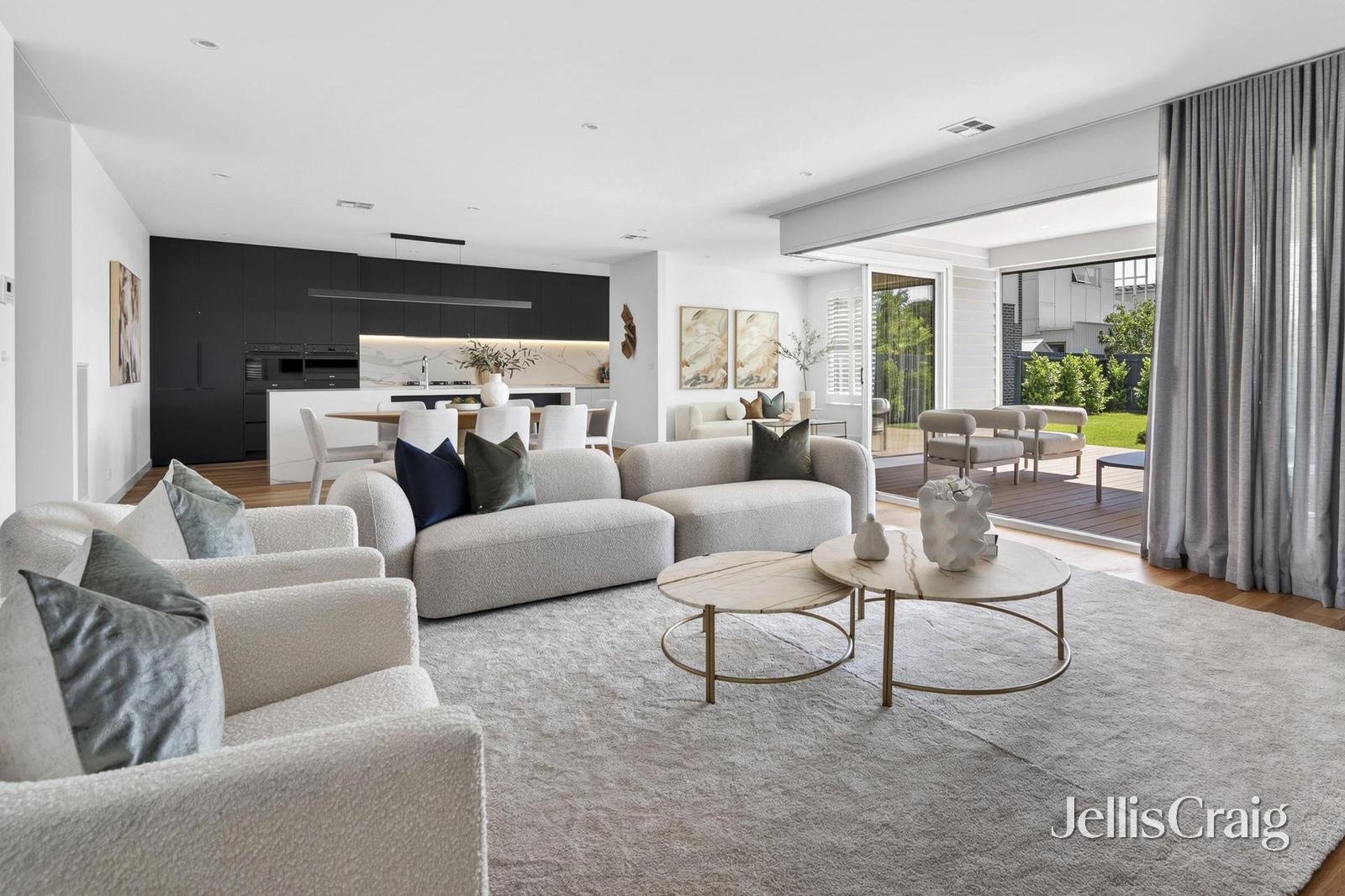 14 Collins Street, Geelong&nbsp;West image 2