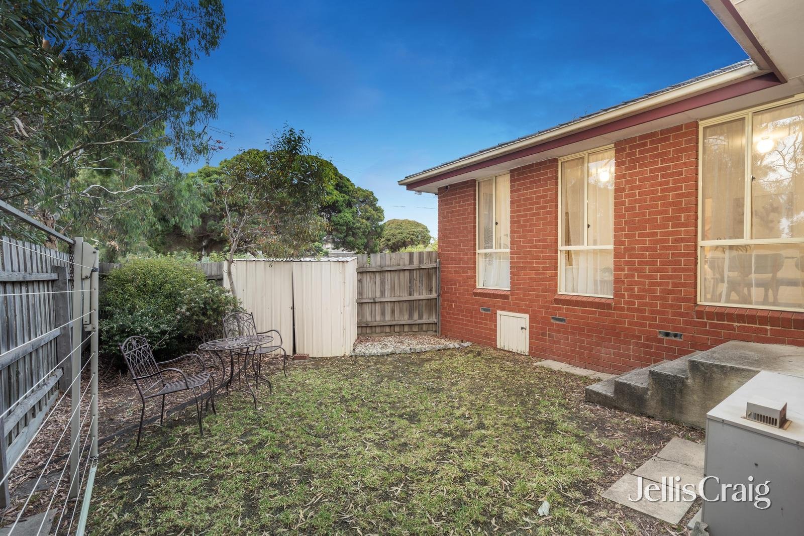 1/4 Condah Court, Ashwood image 11